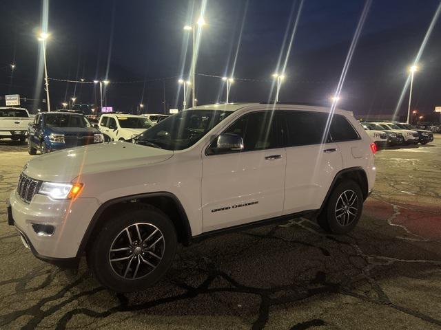 used 2017 Jeep Grand Cherokee car, priced at $13,900