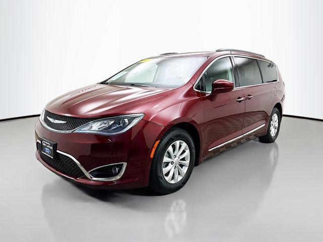 used 2017 Chrysler Pacifica car, priced at $14,900