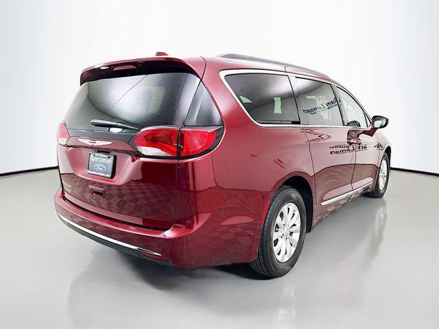 used 2017 Chrysler Pacifica car, priced at $14,900