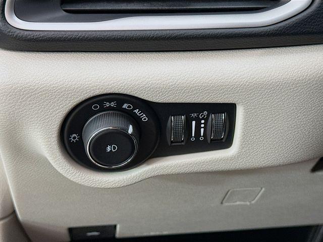used 2017 Chrysler Pacifica car, priced at $14,900