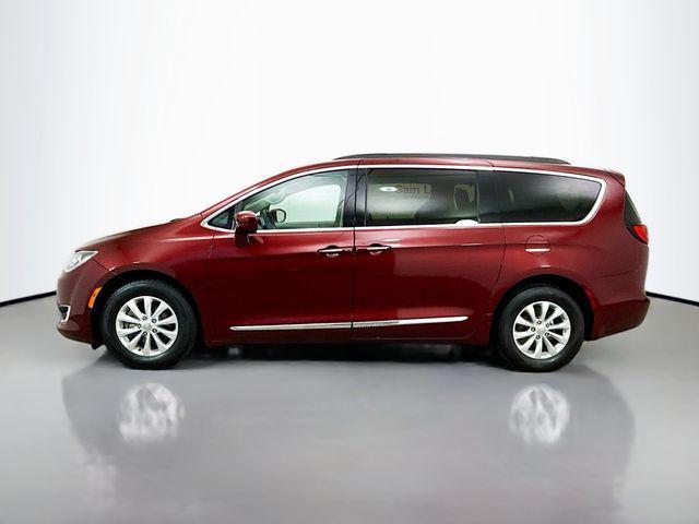 used 2017 Chrysler Pacifica car, priced at $14,900
