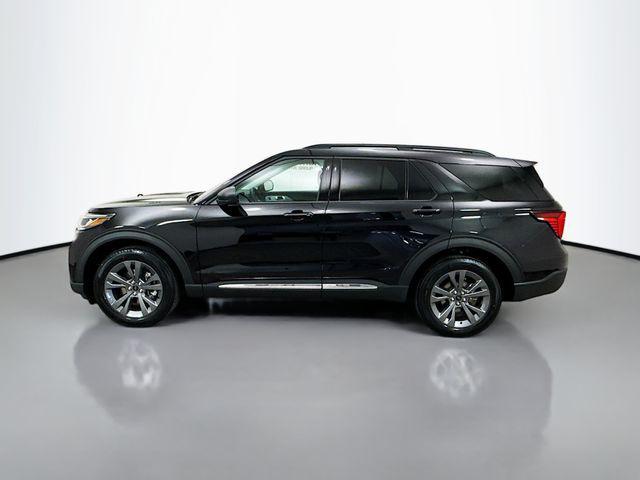 new 2025 Ford Explorer car, priced at $45,400