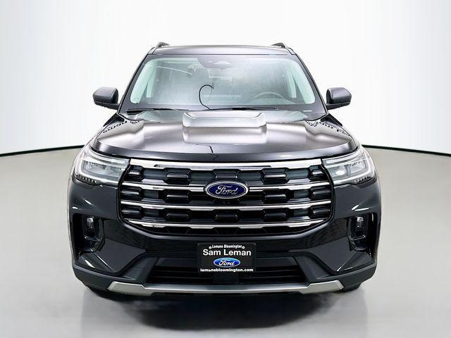 new 2025 Ford Explorer car, priced at $45,400