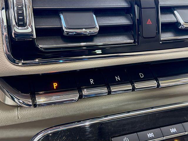 used 2021 Lincoln Navigator car, priced at $38,900