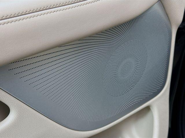 used 2021 Lincoln Navigator car, priced at $38,900