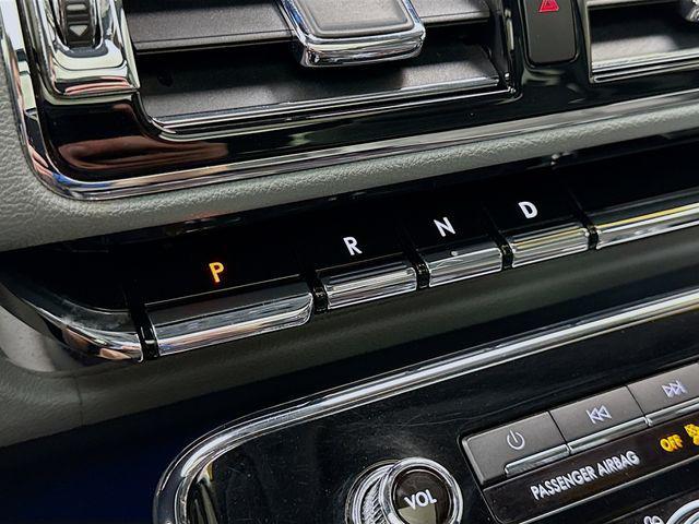 used 2021 Lincoln Navigator car, priced at $47,900