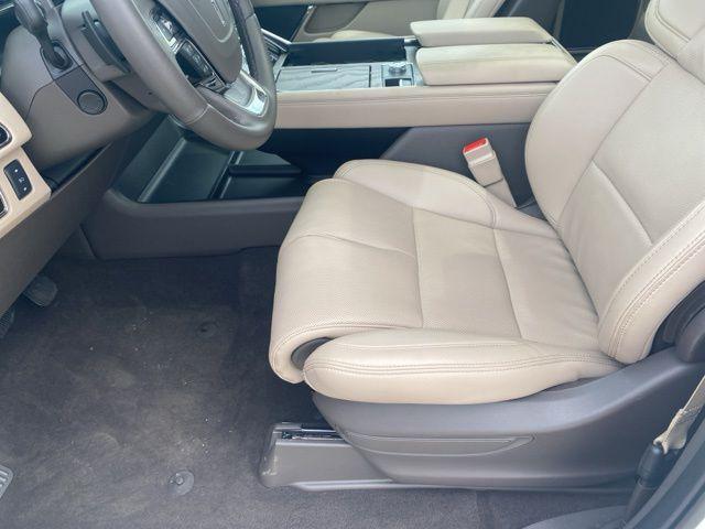 used 2024 Lincoln Navigator car, priced at $69,990