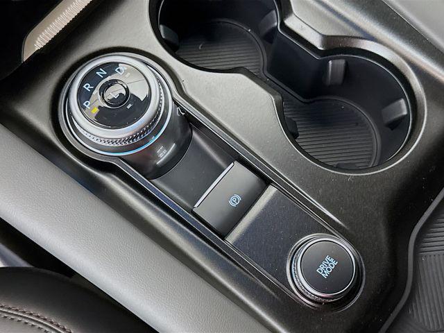 new 2025 Ford Explorer car, priced at $44,555