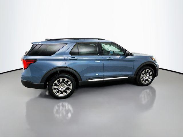 new 2025 Ford Explorer car, priced at $44,555
