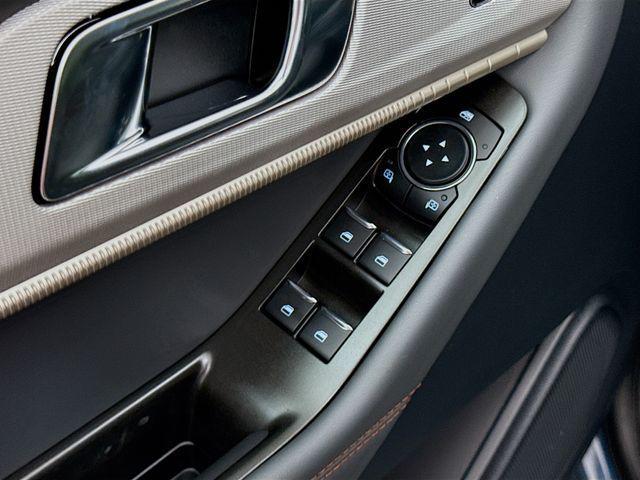 new 2025 Ford Explorer car, priced at $44,555