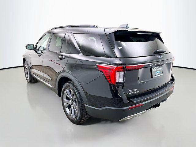 new 2025 Ford Explorer car, priced at $45,440