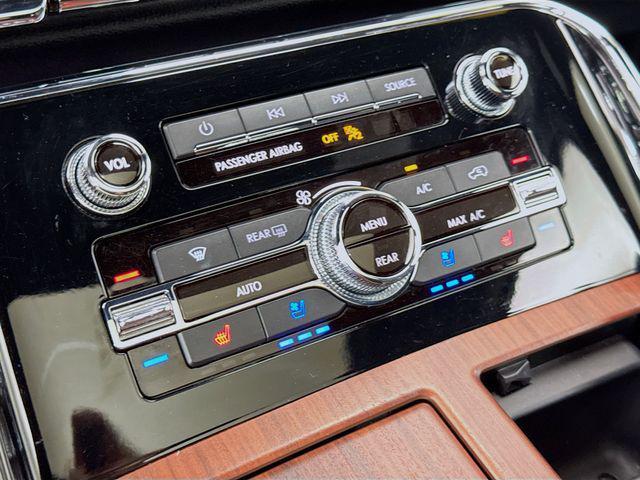 used 2020 Lincoln Navigator car, priced at $48,905