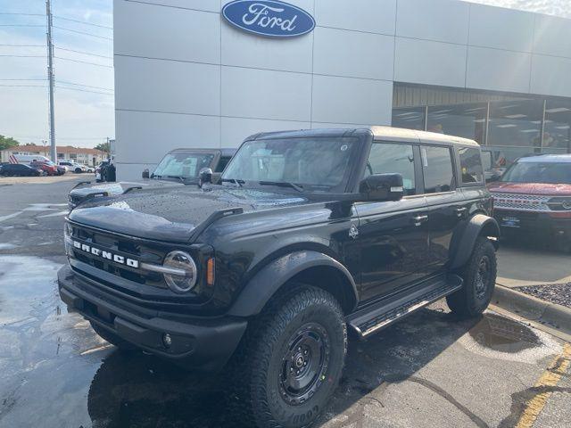 new 2025 Ford Bronco car, priced at $59,910