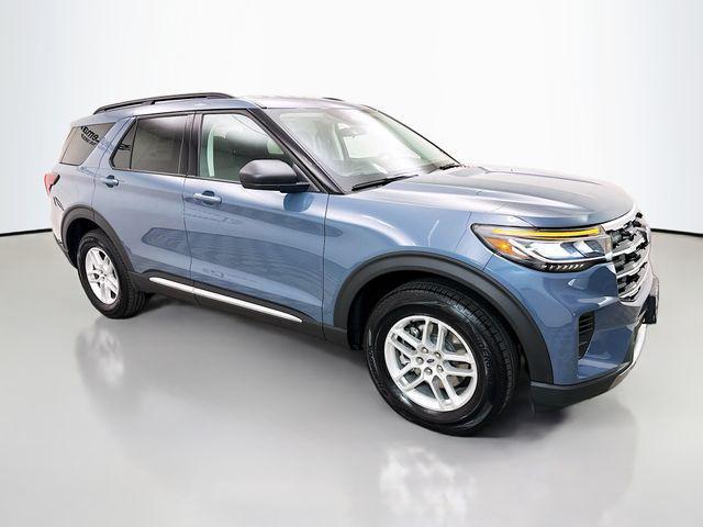 new 2025 Ford Explorer car, priced at $39,640