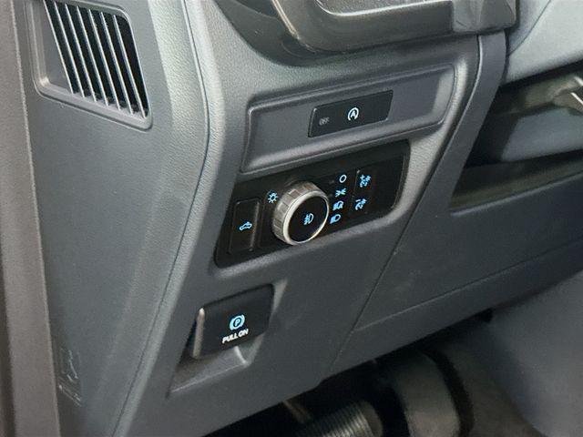 new 2025 Ford F-150 car, priced at $52,920