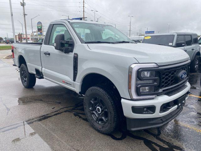 new 2025 Ford F-350 car, priced at $71,625