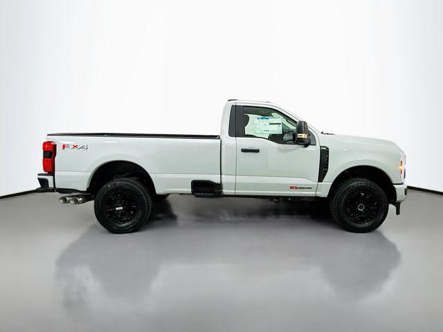 new 2025 Ford F-350 car, priced at $67,625