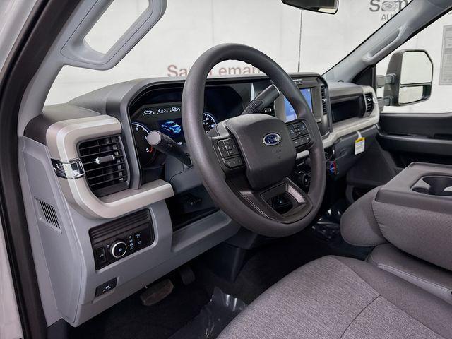 new 2025 Ford F-350 car, priced at $67,625
