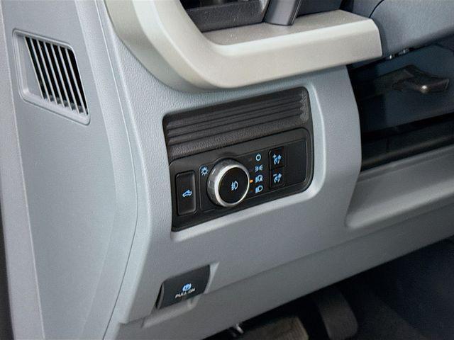 new 2025 Ford F-350 car, priced at $67,625
