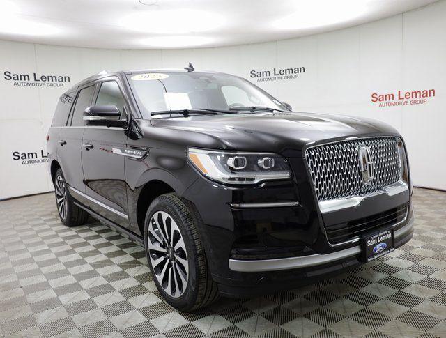used 2023 Lincoln Navigator car, priced at $70,865
