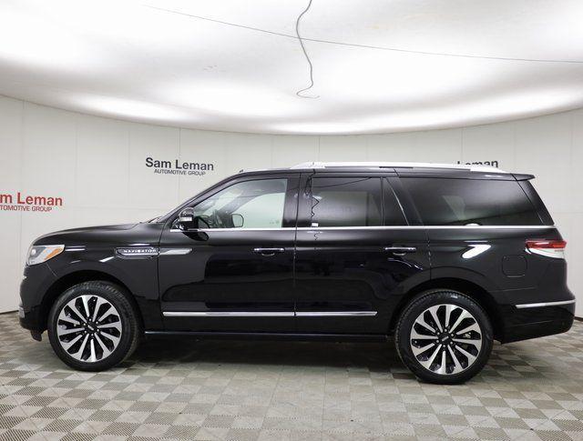used 2023 Lincoln Navigator car, priced at $70,865