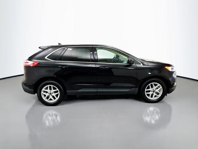 used 2022 Ford Edge car, priced at $22,800