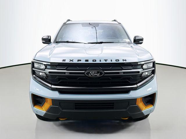 new 2025 Ford Expedition car, priced at $84,115