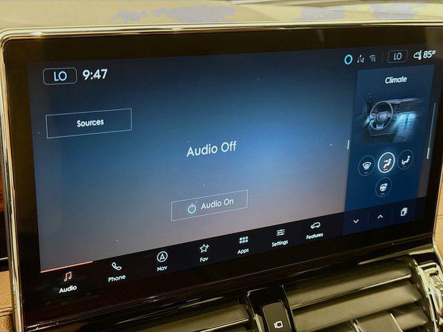 used 2024 Lincoln Navigator car, priced at $75,990