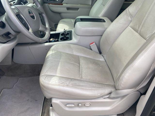 used 2011 GMC Yukon XL car, priced at $9,995