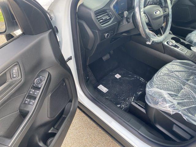 new 2025 Ford Escape car, priced at $33,385