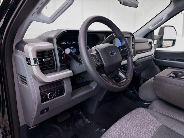 new 2025 Ford F-350 car, priced at $67,150