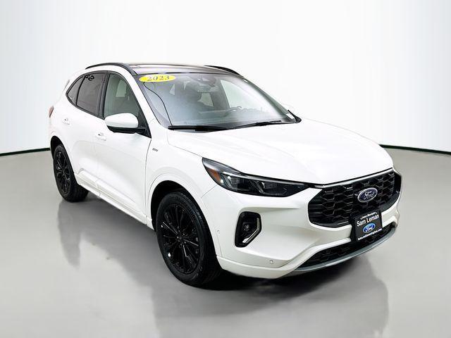 used 2023 Ford Escape car, priced at $28,900