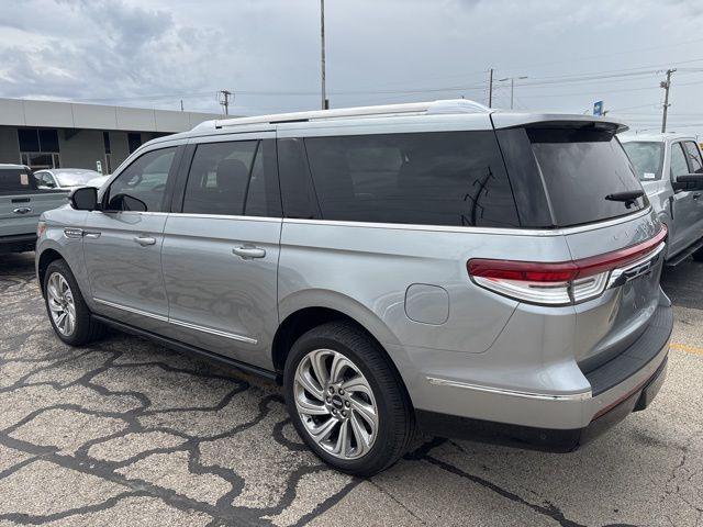 used 2024 Lincoln Navigator car, priced at $79,990