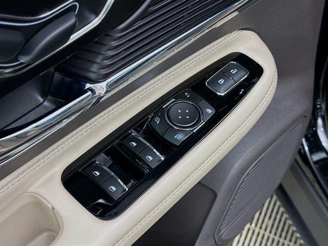 used 2022 Lincoln Corsair car, priced at $31,490