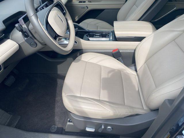 used 2024 Lincoln Nautilus car, priced at $48,800