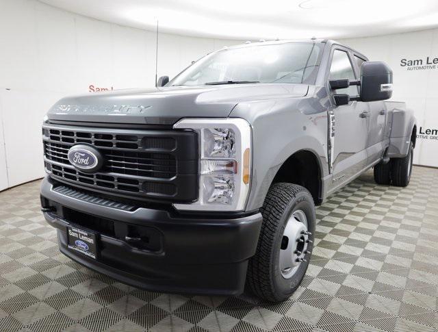 new 2024 Ford F-350 car, priced at $62,990