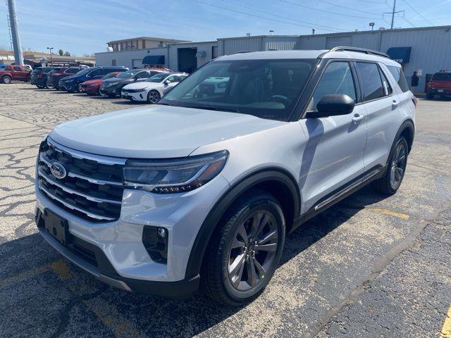 new 2025 Ford Explorer car, priced at $50,280