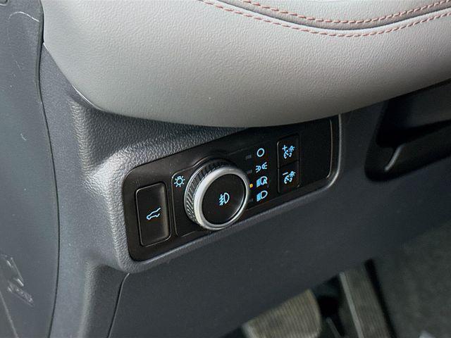new 2025 Ford Explorer car, priced at $45,780