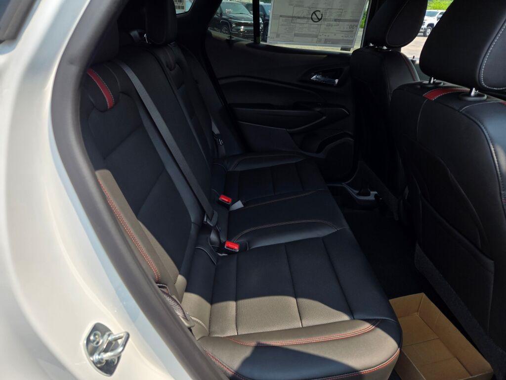 new 2025 Chevrolet Trax car, priced at $23,895