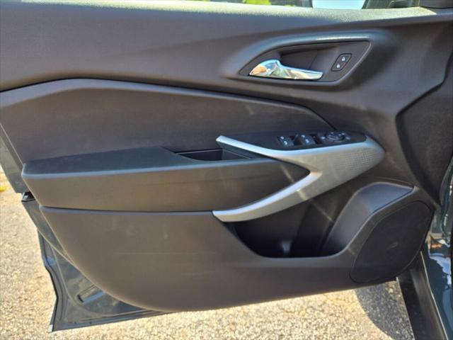 new 2025 Chevrolet Trax car, priced at $21,395