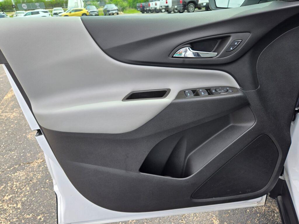 used 2023 Chevrolet Equinox car, priced at $20,625