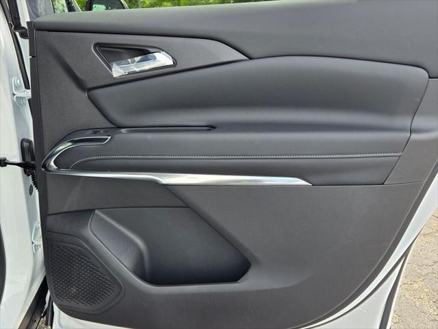new 2025 Chevrolet Traverse car, priced at $41,695