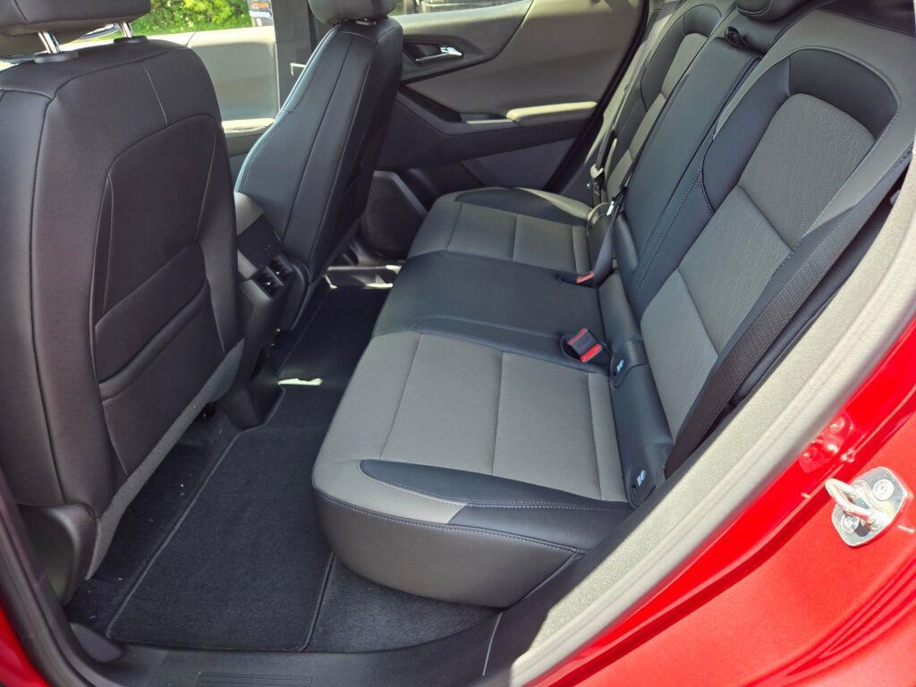 new 2026 Chevrolet Equinox car, priced at $35,730