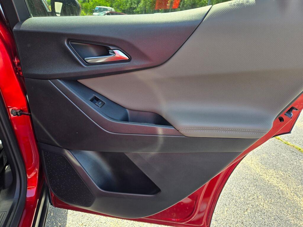 new 2026 Chevrolet Equinox car, priced at $35,730