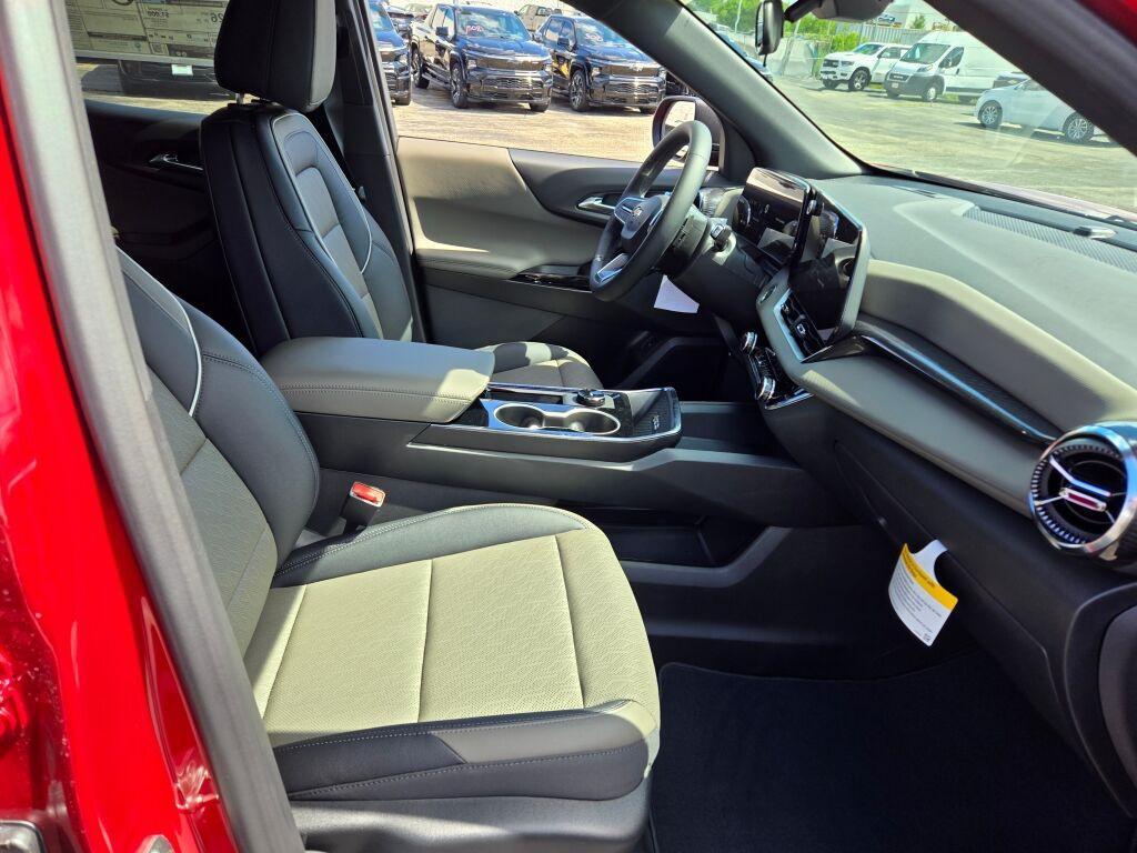 new 2026 Chevrolet Equinox car, priced at $35,730