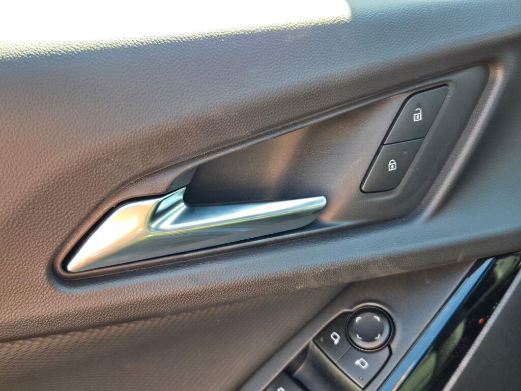 new 2026 Chevrolet Equinox car, priced at $33,490