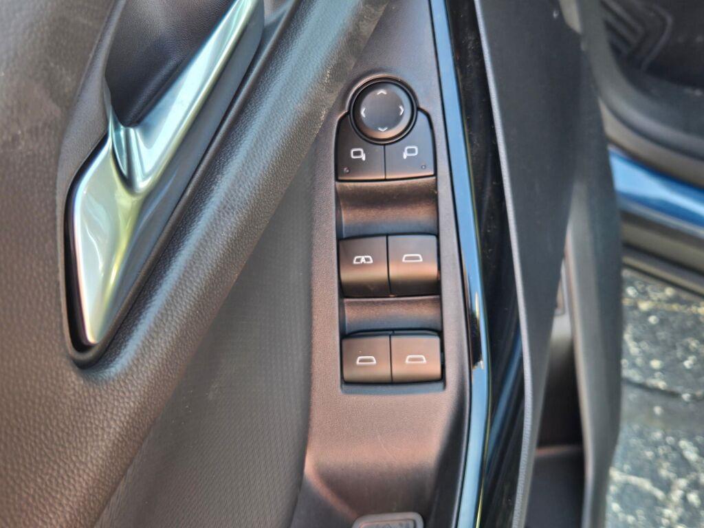 new 2026 Chevrolet Equinox car, priced at $33,490