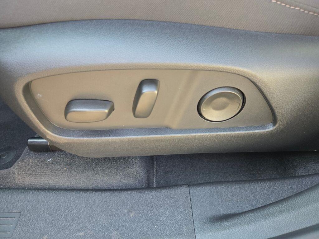 new 2026 Chevrolet Equinox car, priced at $33,490