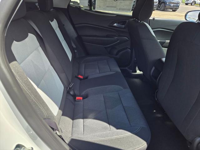 new 2025 Chevrolet Trax car, priced at $21,895