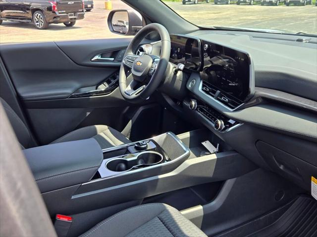 new 2026 Chevrolet Equinox car, priced at $30,645